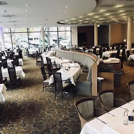 도린트 팔라스 비스바덴