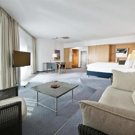 Dorint Pallas Hotel 4*