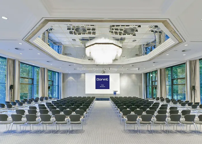 Dorint Pallas Hotel 4*