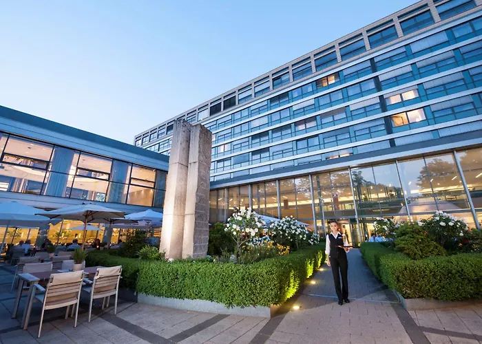 Dorint Pallas Hotel 4*